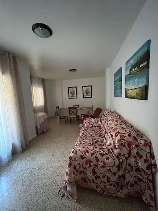 Piso En Adraアパートメント